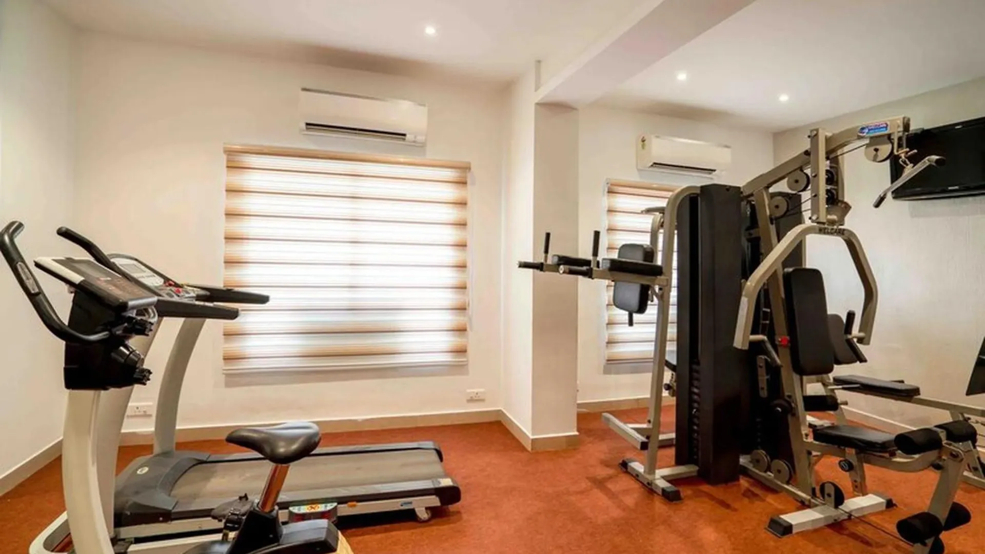 Hotel Hills Park Pathanamthitta